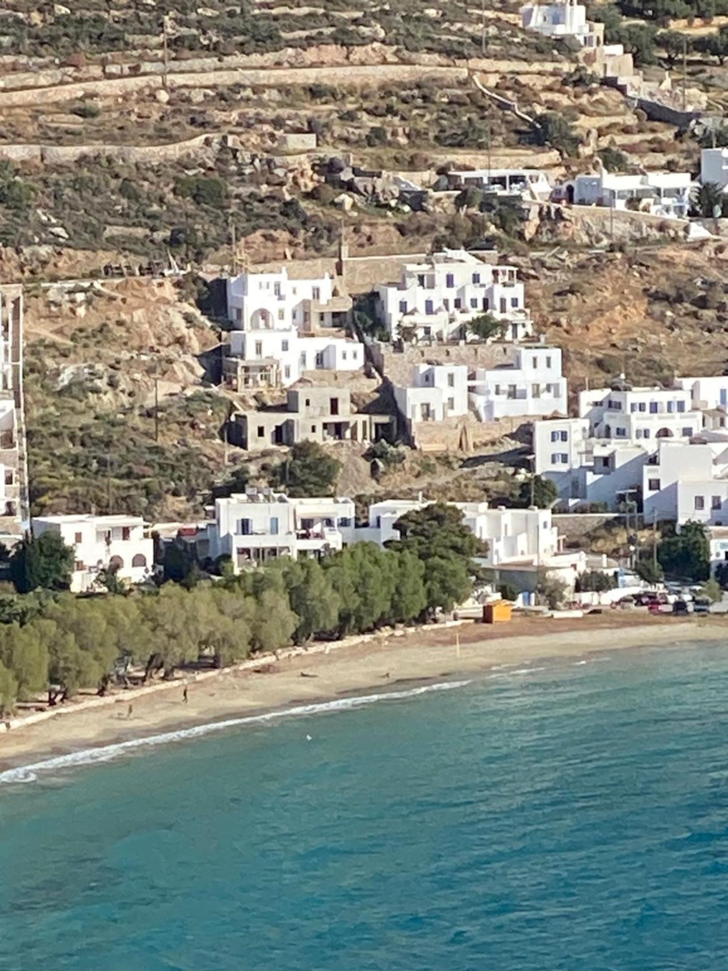 Elegant Houses, 6 Amorgos