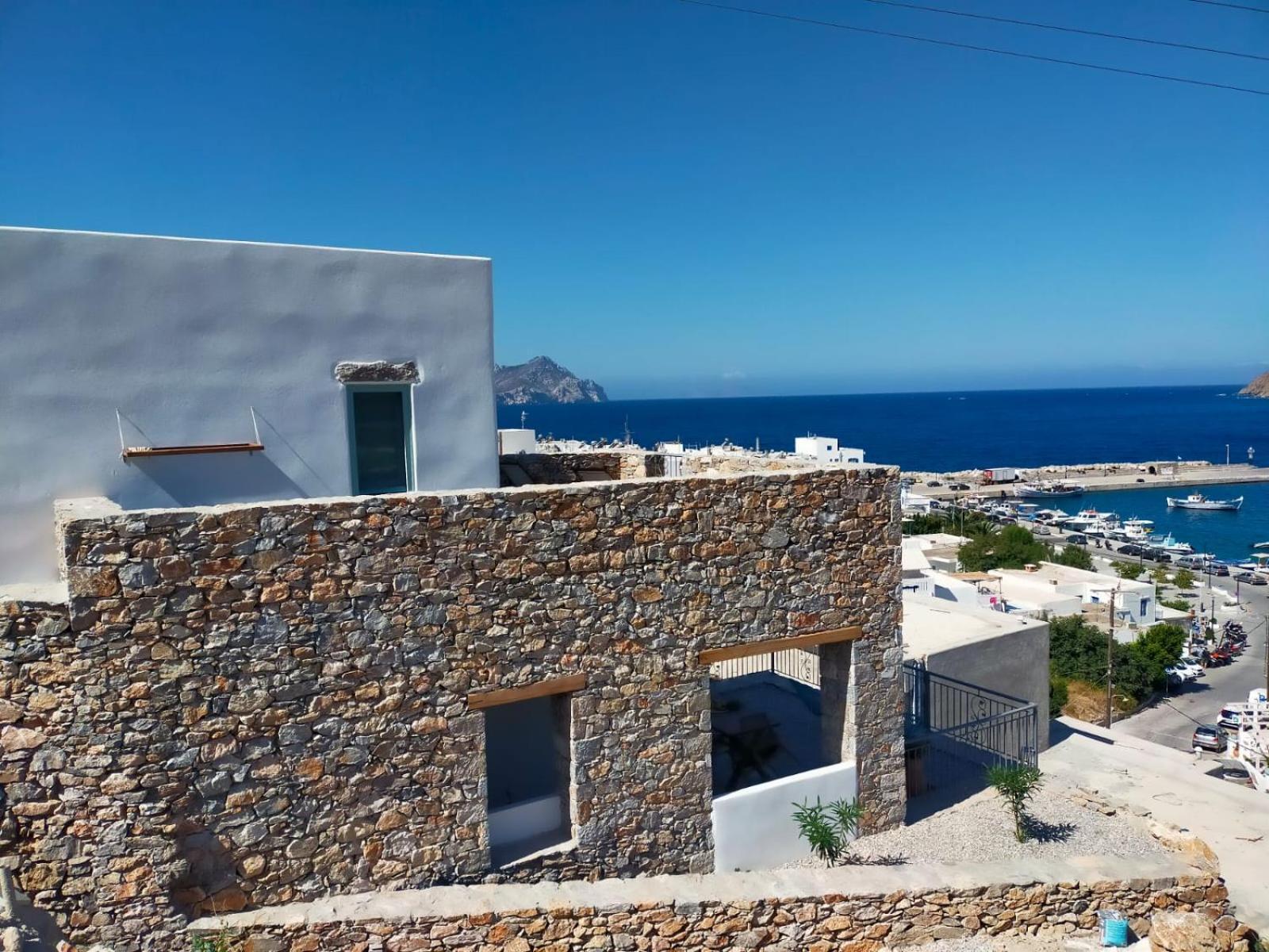 Elegant Houses, 6 * Amorgos