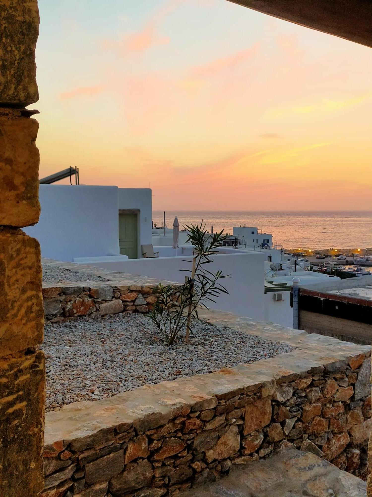 Elegant Houses, 6 * Amorgos