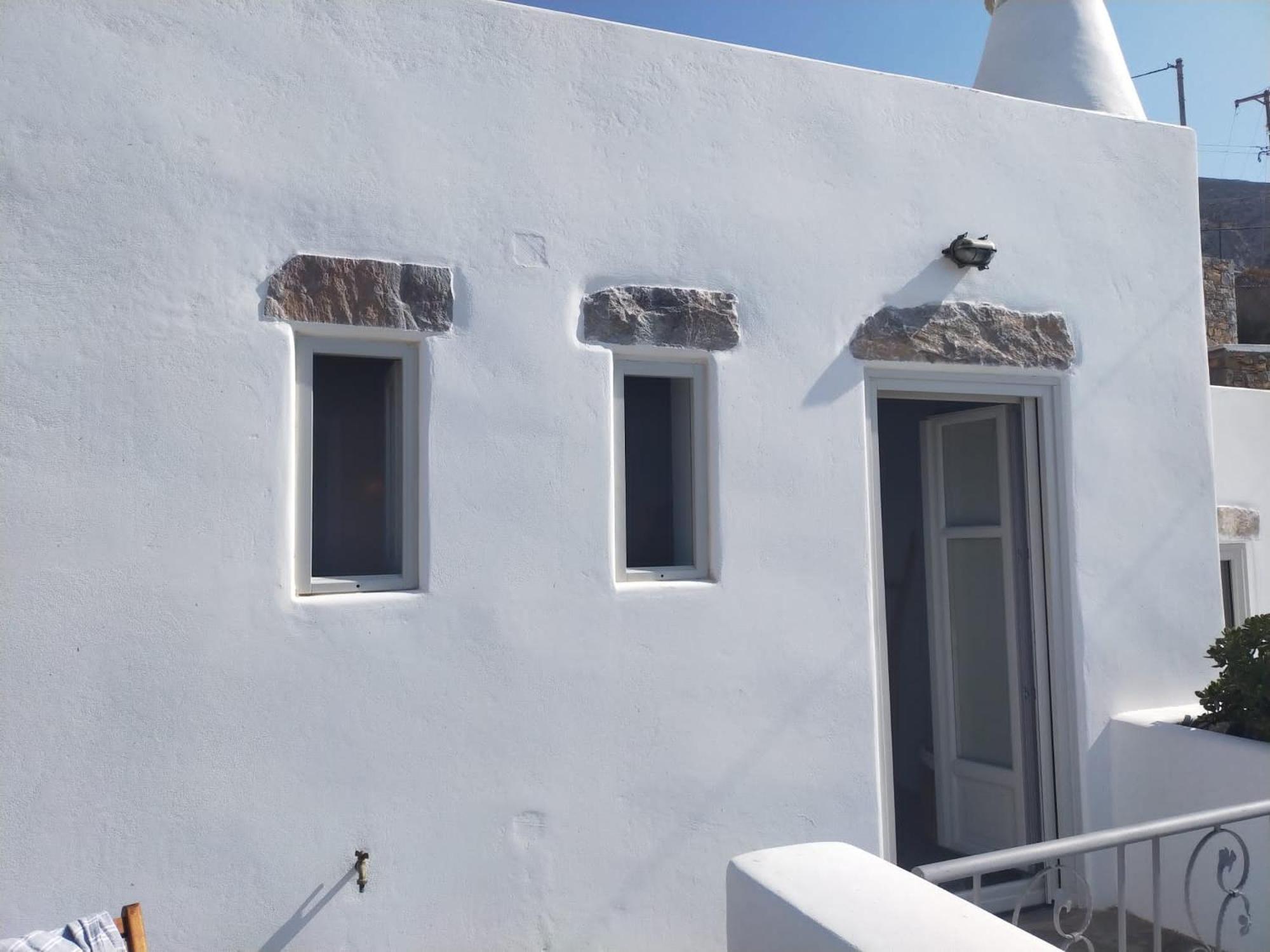 Elegant Houses, 6 Amorgos